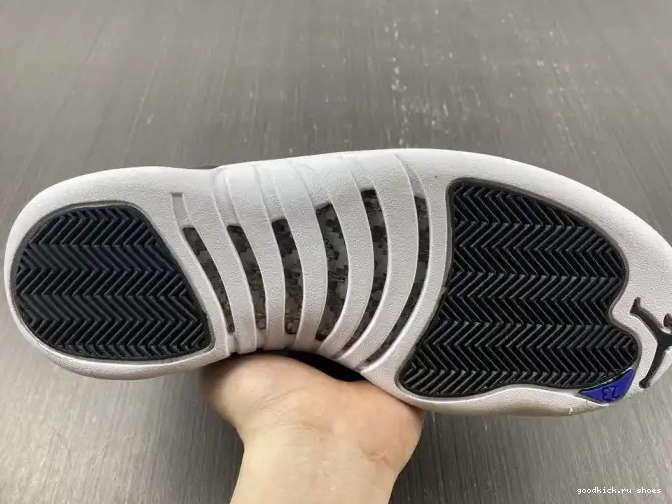 Cheap AO6068-004 Air WMNS Hyper Royal 12 Jordan 0611